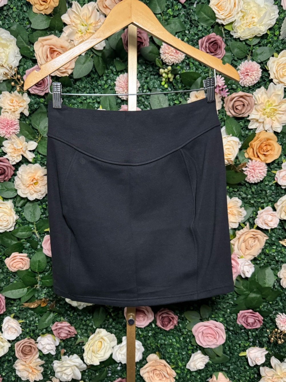 Lululemon Scuba High Rise Mini Skirt